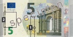 faux-billets de 5 euros à controler